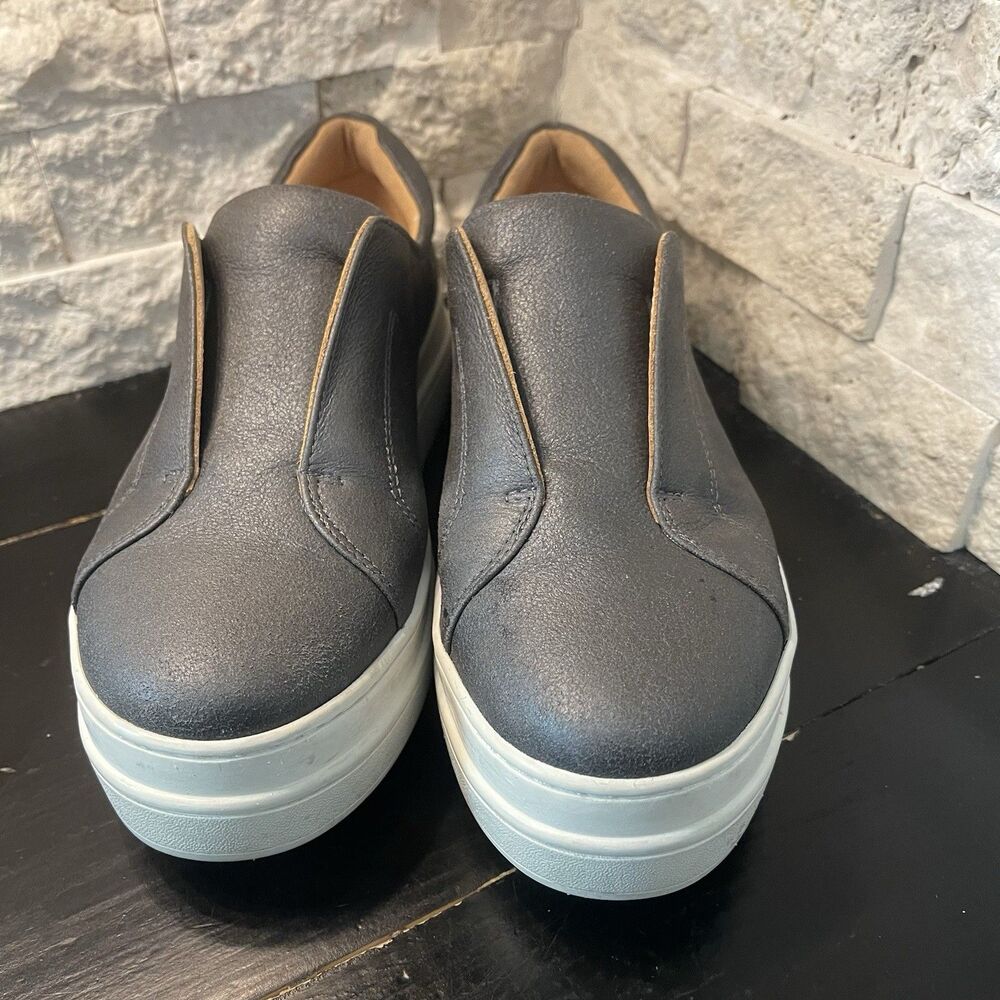 J/Slides NYC Women's Dark Grey Suede Noel Platform Sneaker Size 6 M Slip On